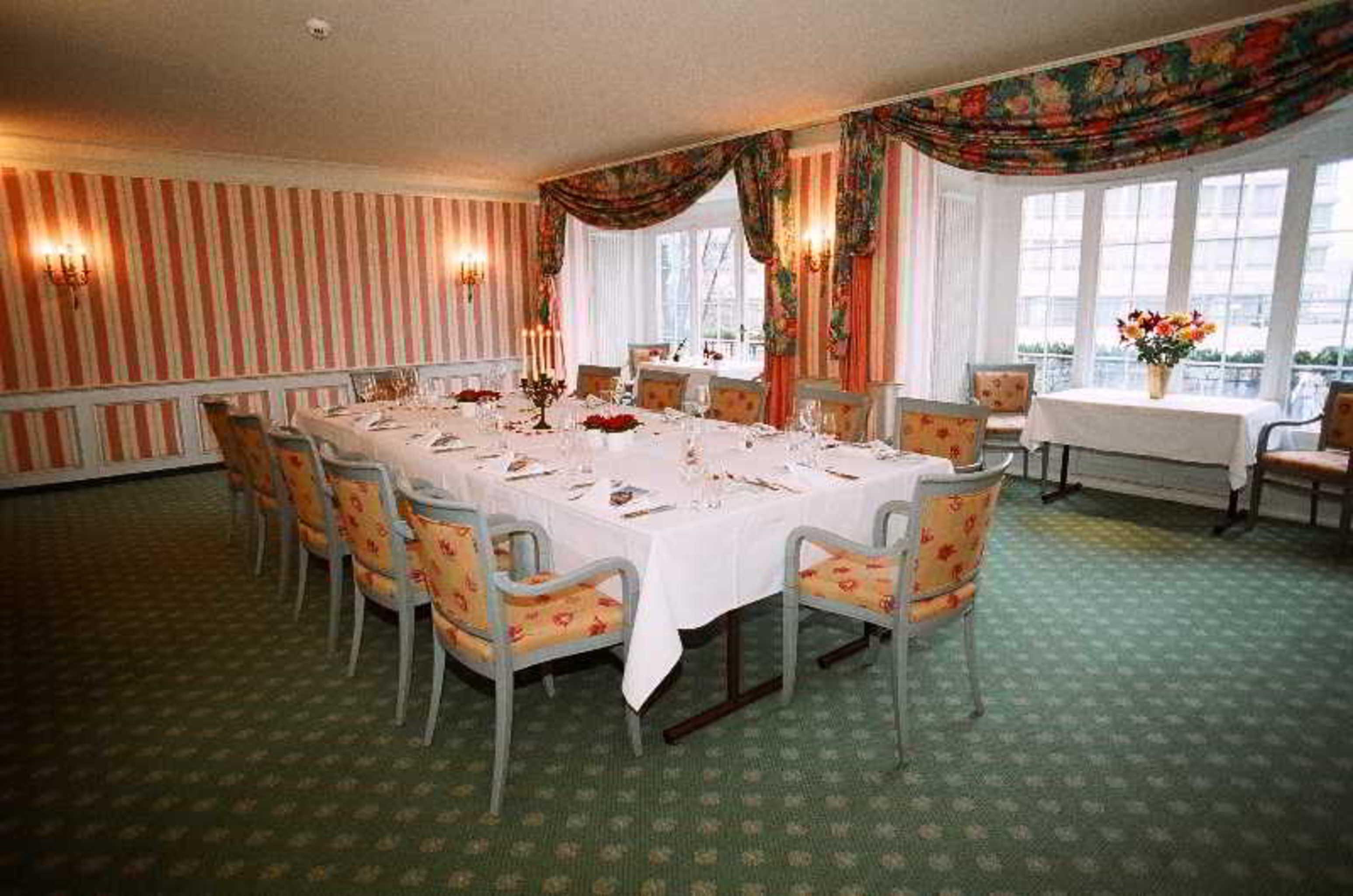 Hotel Alpina 3*